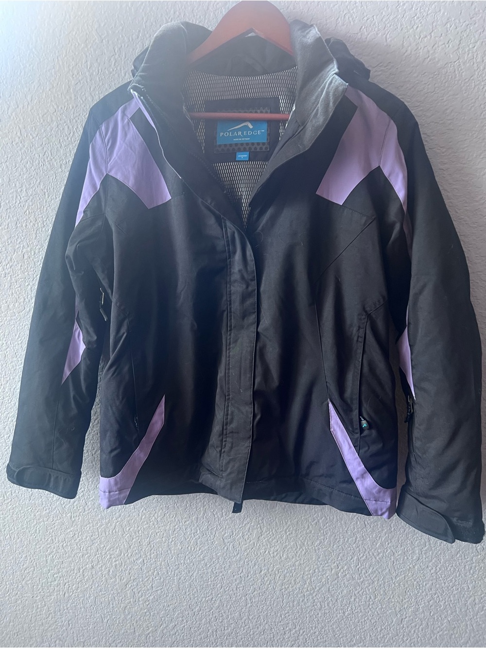 Polar Edge Women's Ski Jacket Size Small Black Purple Hooded Snowboard Coat